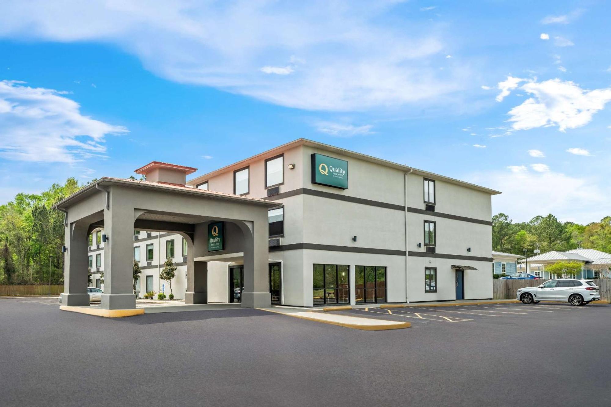 Quality Inn & Suites Biloxi Exterior foto